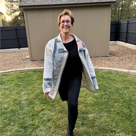 This is SOLD Vintage Chic Floral Patchwork Quilted Coat - Picture 13 of 13